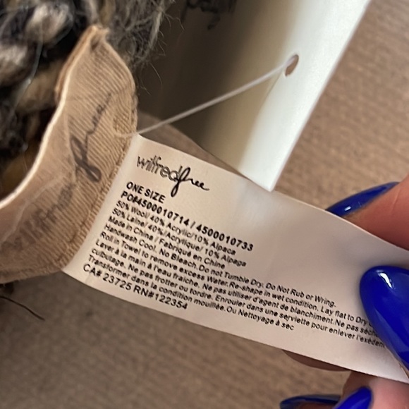 Wilfred Free Wool Toque - Picture 6 of 7